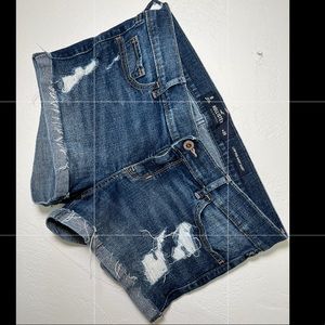 Hollister jean shorts SIZE 9